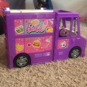 Barbie food truck